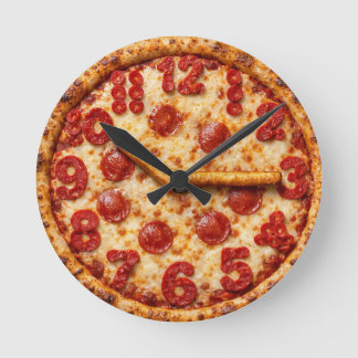 Pepperoni Pizza Clock – Photorealistic Food Art Wa