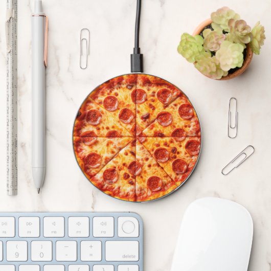 Pepperoni Pizza Wireless Charger (Desk)