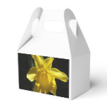 Perfect Daffodil Favor Boxes