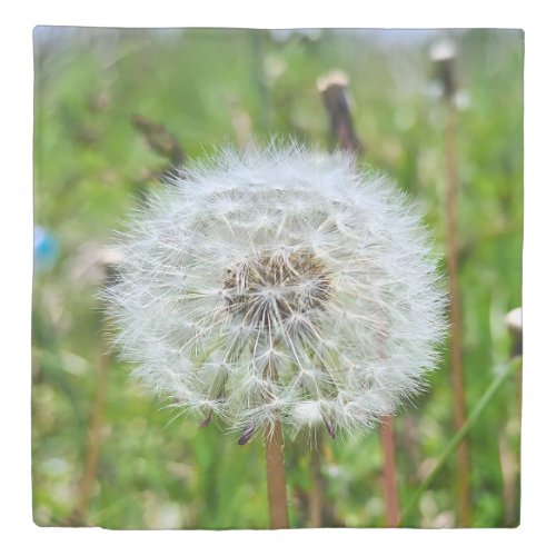 Perfect Dandelion – Botanical Macro Photography Duvet Cover