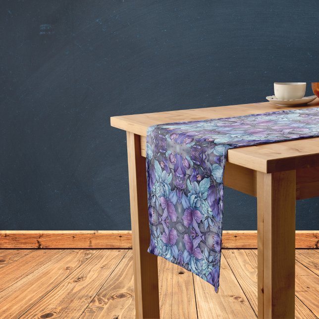 Periwinkle Garden Short Table Runner (Creator Uploaded)