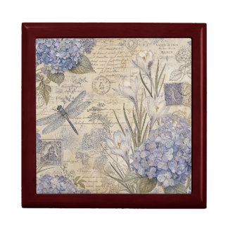 Periwinkle Hydrangea and Shabby Chic Dragonfly Gift Box