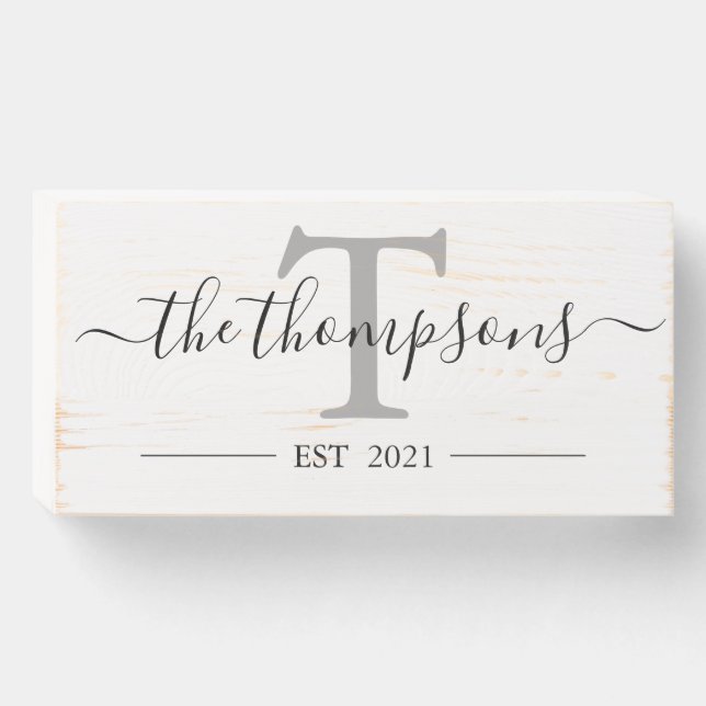 Personalizable Family Name Elegant Calligraphy Wooden Box Sign (Front Horizontal)