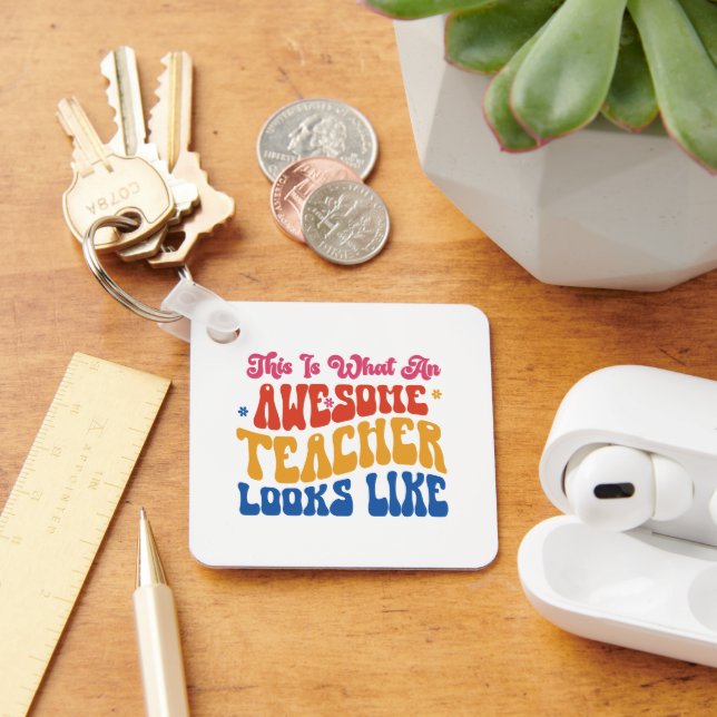 Personalize | Awesome teacher Keychain (Desk)
