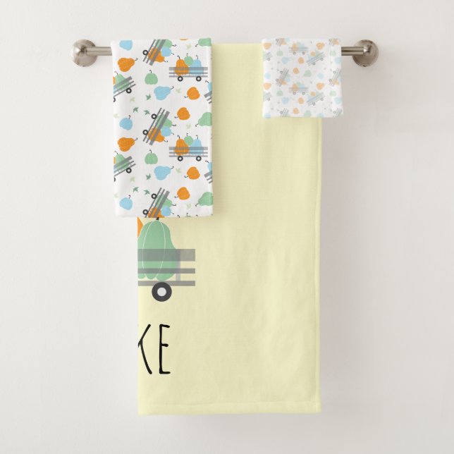 Personalize Name Pumpkin Harvest Pattern Bath Towel Set (Insitu)