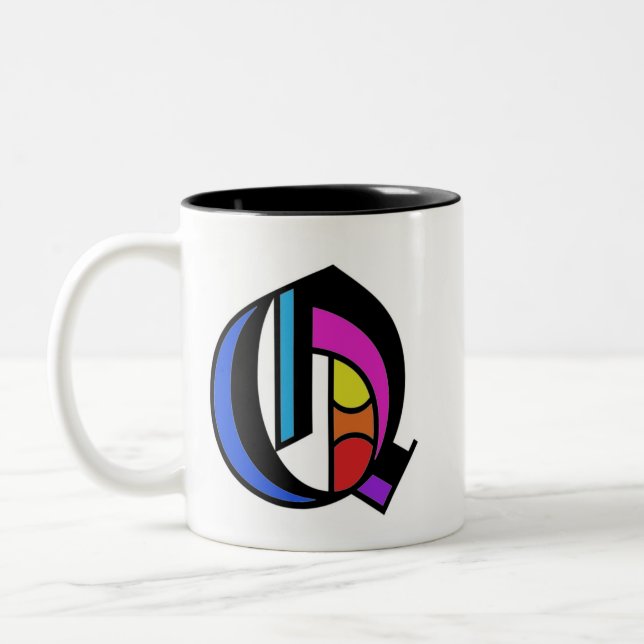 Personalized Alphabet modern Q Mug (Left)
