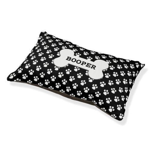 Personalized Black and White Paw Pattern  Pet Bed