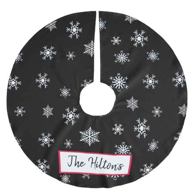 Personalized Black Snowflake Christmas Skirt Brushed Polyester Tree Skirt (Front)