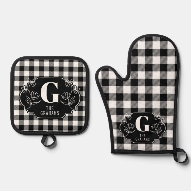 Personalized Black & White Buffalo Check Oven Mitt & Pot Holder Set (Front)