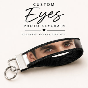 Personalized Boyfriend Eyes Keyring, Gift Couple Wrist Keychain