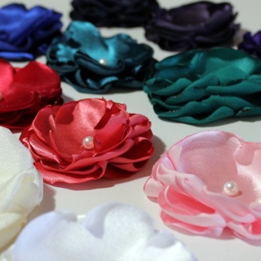 Personalized Bridal Name Hanger (Flowers)