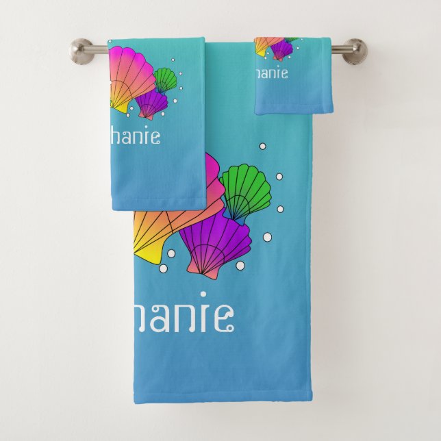 Personalized Caribbean Sea Shells with Bubbles Bath Towel Set (Insitu)