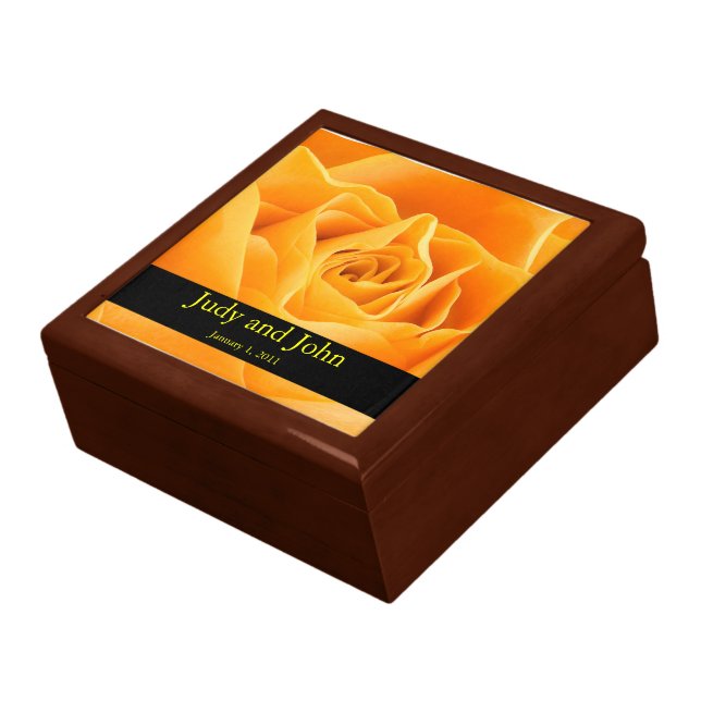 Personalized Creamy Yellow Rose Wedding Gift Box (Side)