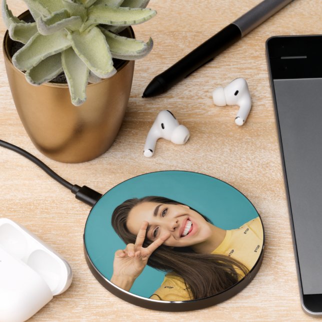 Personalized Custom Photo Wireless Charger (Desk 2)