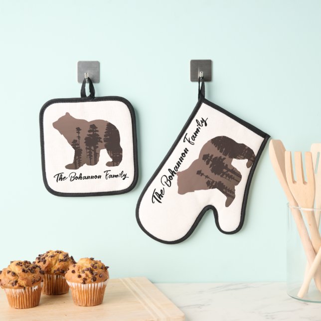Personalized Family Name Bear Silhouette Oven Mitt & Pot Holder Set (Insitu(Hanging))