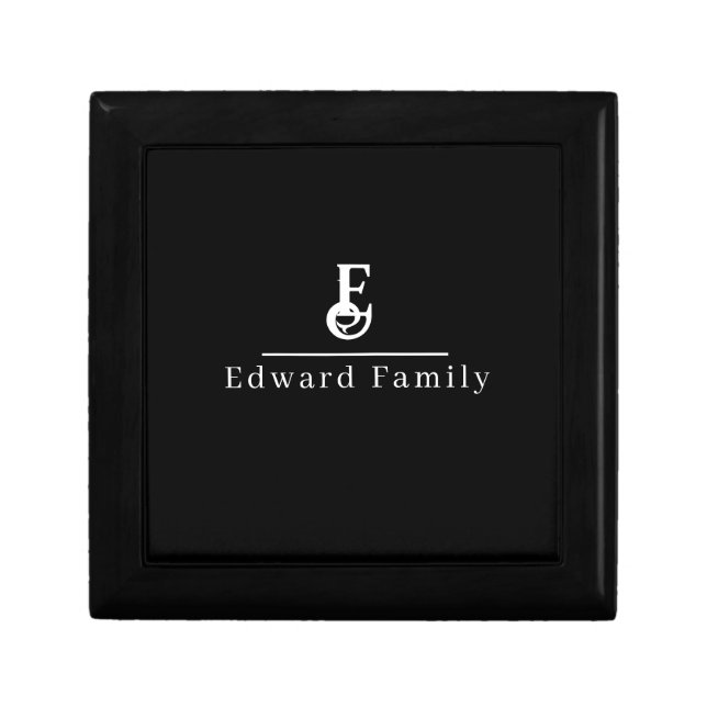 Personalized Family Name Jewelry Box for Gifts (Front)