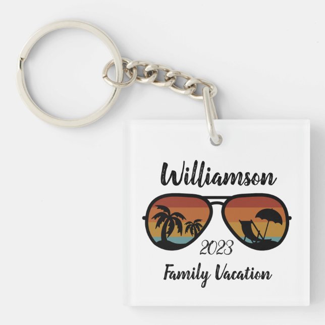Personalized family vacation keychain (Front)