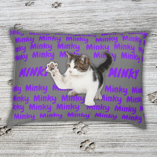 Personalized female Pet Name in Purple    Pet Bed