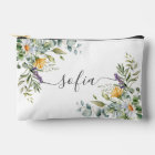 Personalized floral toiletry bag - name & daisies