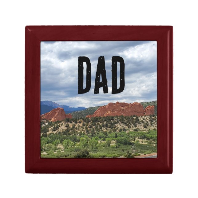 Personalized Garden of the Gods Scenic  Dad Gift Box (Front)