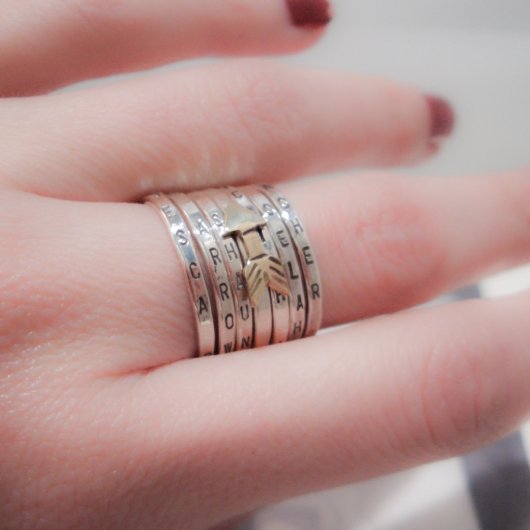 Personalized Golden Arrow Seven Ring Set (Hand)