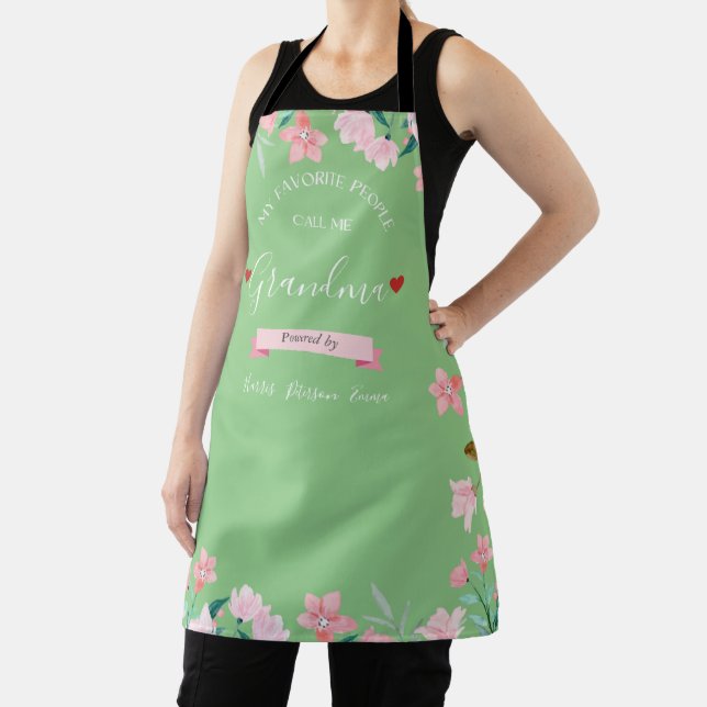  Personalized Grandma Apron With Grandkids' Names (Insitu)
