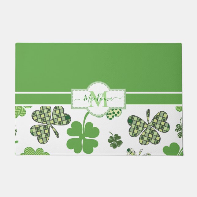 Personalized Irish Green Clover St Patricks Doormat (Front)