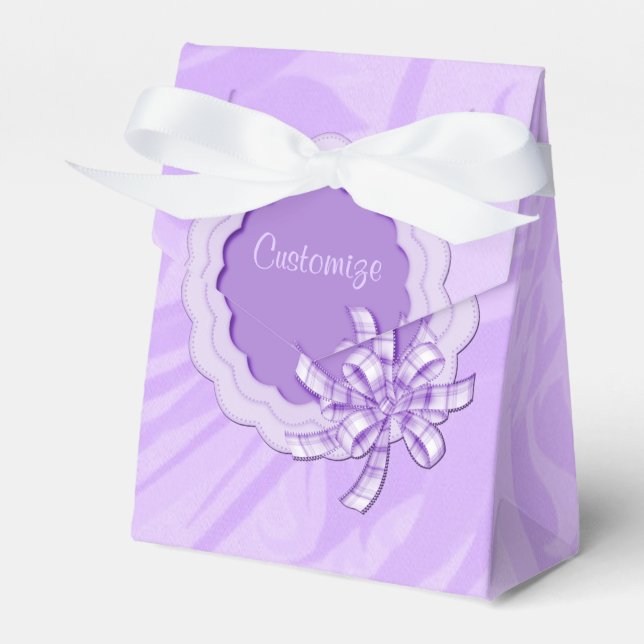 Personalized Lilac Scalloped Frame Favor Box (Front Side)
