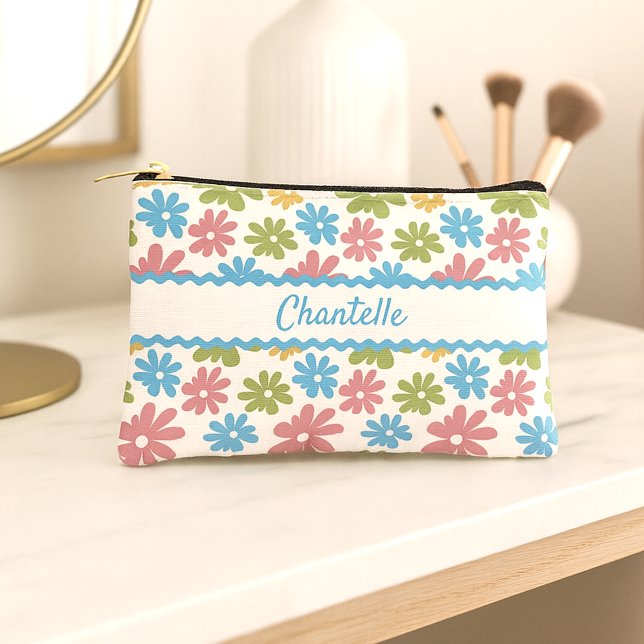 Personalized Makeup Bag With Retro Floral Pattern (Creator Uploaded)
