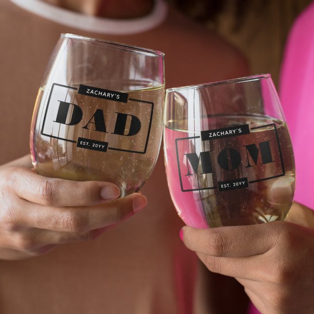 Personalized Modern Bold Mom Dad Est New Parents Stemless Wine Glass (Creator Uploaded)