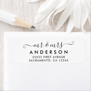 Personalized Modern Mr and Mrs Family Last Name Label