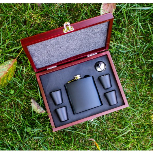 Personalized Monogram Flask - Groomsmen Gifts Set (Top Open)