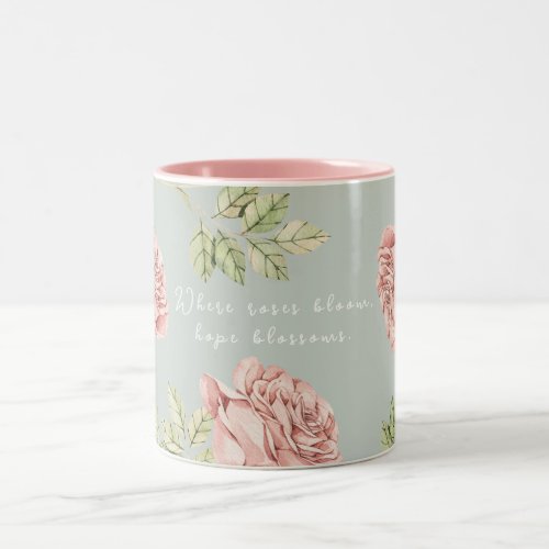 Personalized mug with a rose motif