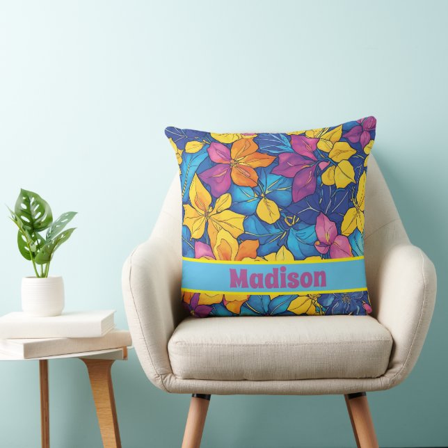 Personalized Name patterns of Floral Watercolor Throw Pillow (Chair)