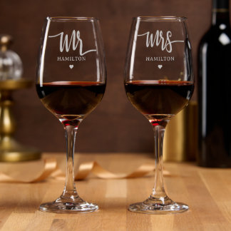 Personalized Names With Mr and Mrs typography Wine Glass