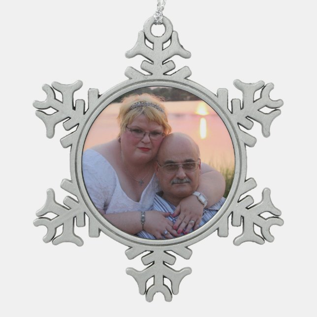 Personalized peuter snowflake ornament  (Front)