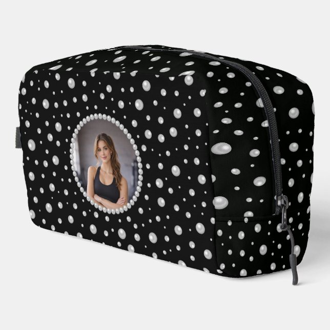 Personalized Photo with Pearls Circle on Black Dopp Kit (Right Corner)