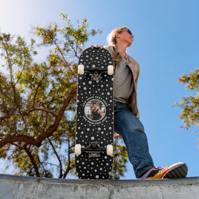 Personalized Photo with Pearls Circle on Black Skateboard (Outdoor 1)