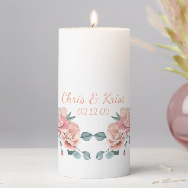 Personalized pillar candle with pink roze flowers (In Situ)
