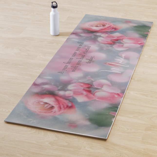 Personalized Pink Floral Yoga Mat - Custom Name (In Situ)