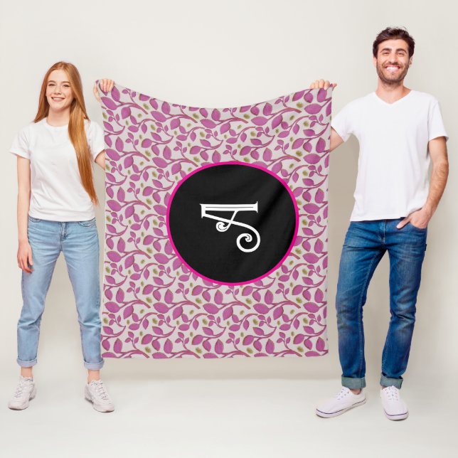 Personalized pink vine floral pattern  fleece blanket (In Situ)