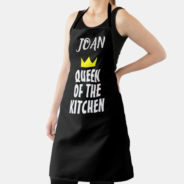 Personalized QUEEN OF THE KITCHEN MOM Black Apron (Insitu)