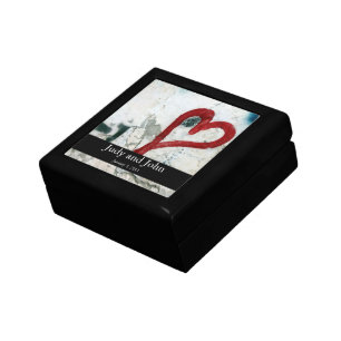 Personalized Red Heart Old Wall Wedding Gift Box