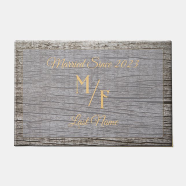 Personalized Rustic tree bark with initials Doormat (Front)