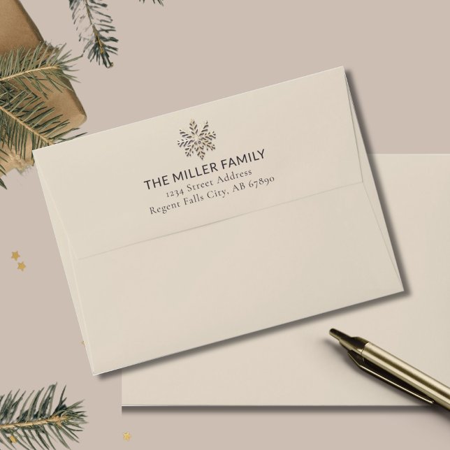 Personalized Snowflake Holiday Envelope (Creator Uploaded)