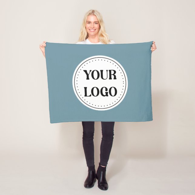 Personalized, stylish, modern & minimal fleece blanket (In Situ)