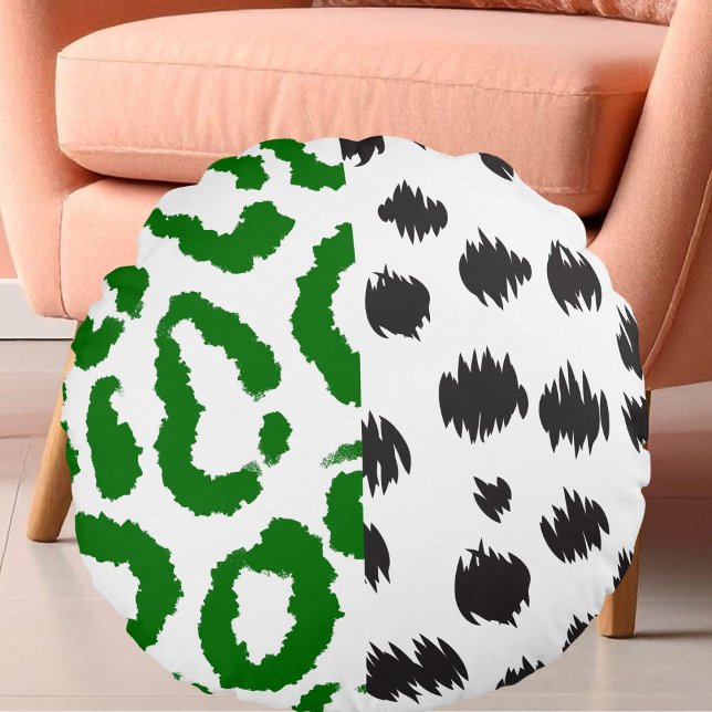 Personalized Tiger Leopard Wildlife Big Cat Print Round Pillow (Creator Uploaded)