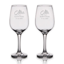 Personalized Toasting Glasses | Wedding Gift