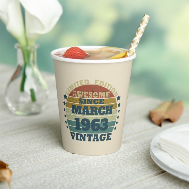 Personalized vintage birthday gifts paper cups (Insitu)