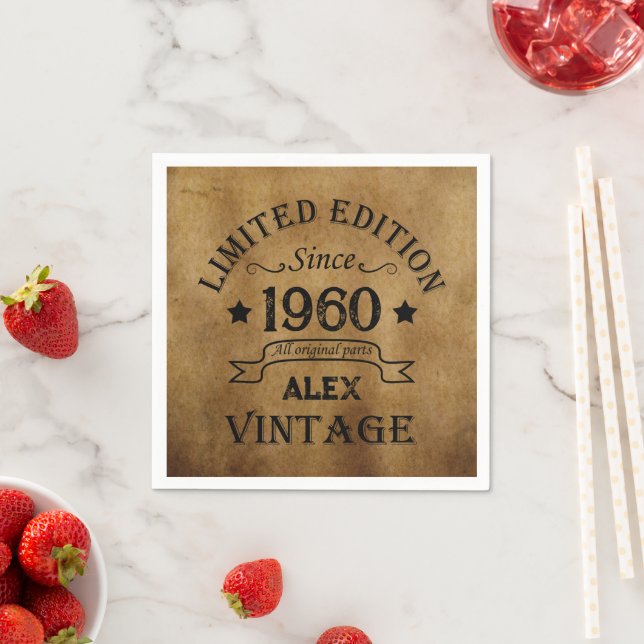 Personalized vintage birthday party napkins (Insitu)